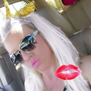 Meet your Posher, Summer